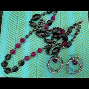 Premier Designs long necklace & earrings set.